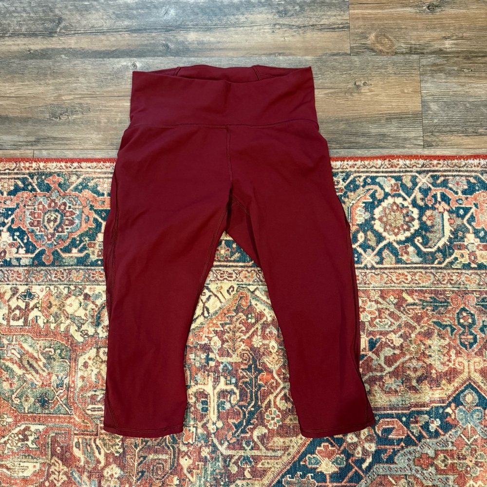 Lululemon Train Times Crop (17")
Deep Rouge - Picture 8 of 9